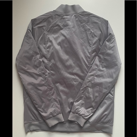 Lululemon Trace Back Bomber Jacket - Picture 4 of 11